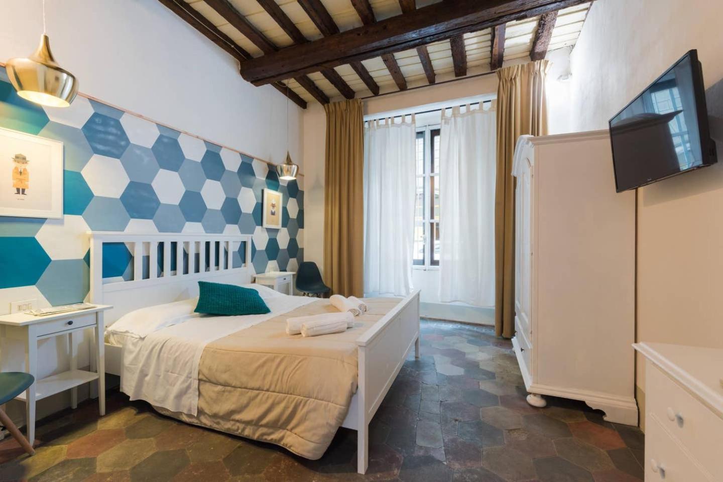 F4 - Santa Croce One Bedroom Flat 2 To 4 Guests Florença Exterior foto